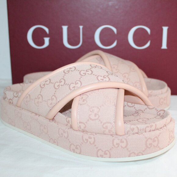 NWB Gucci GG Supreme Padded Platform Crisscross Sandals Slides 40 816798 - Picture 1 of 6
